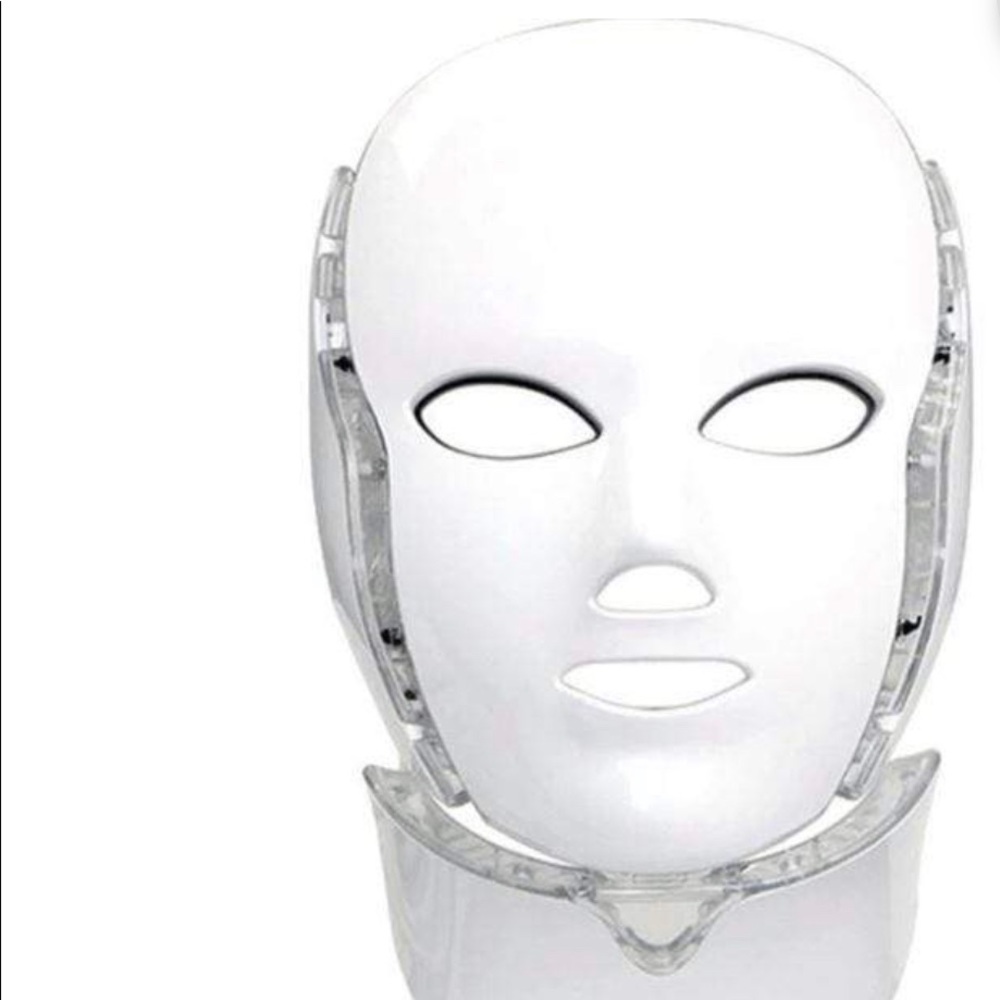LED face mask